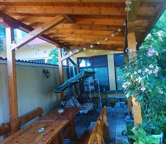 Family Magnolia - Summer Guest house