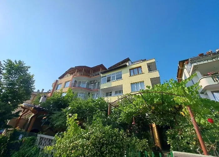 Family Magnolia - Summer Guest house 3*